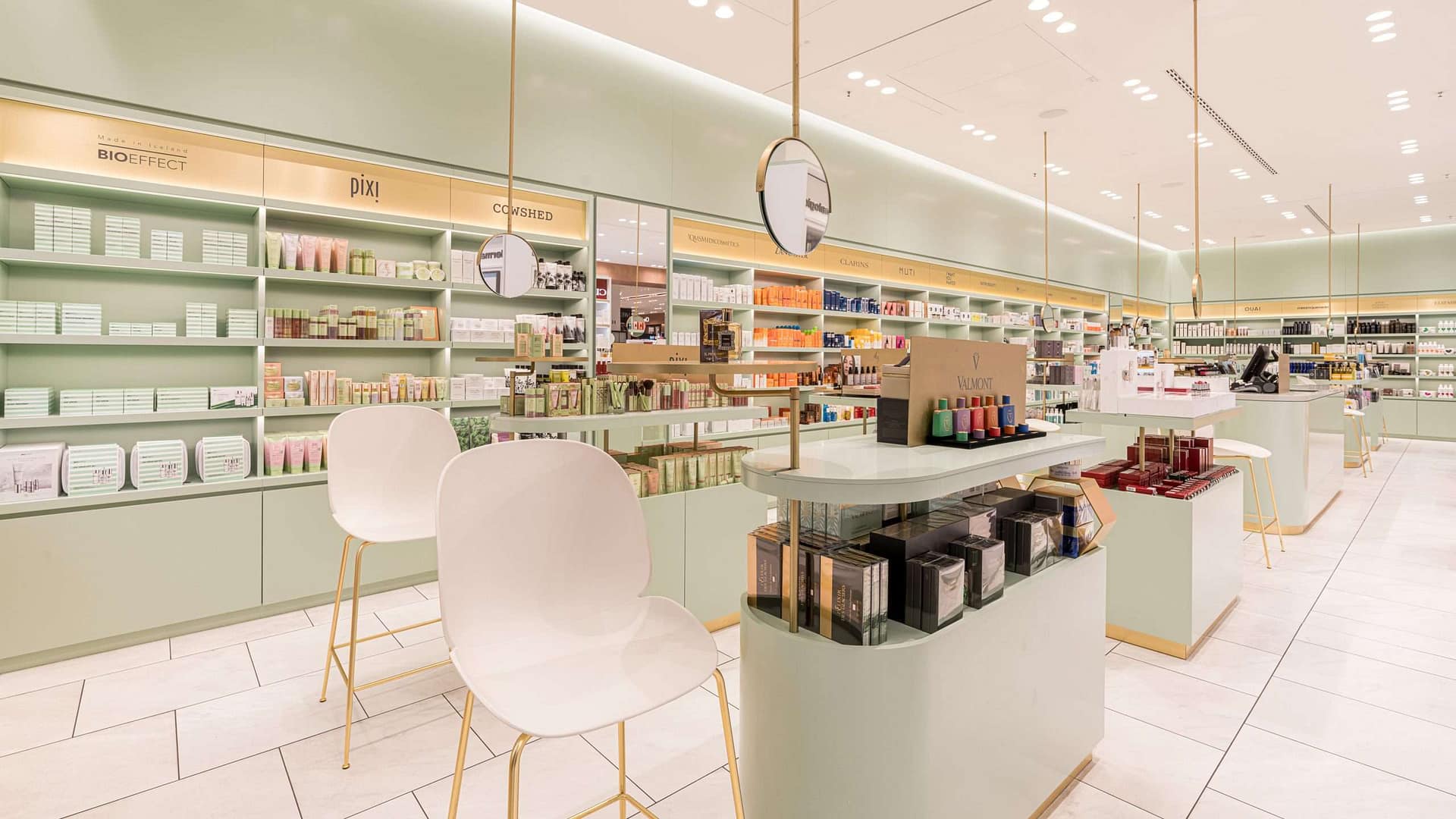 Oberpollinger-München-Departmentstore-Retail Design-Beauty-Skincare-Beratung Oberpollinger-München-Departmentstore-Retail Design-Beauty-Skincare-Beratung